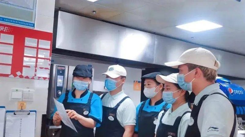 小标题：火锅食材配送的重要性