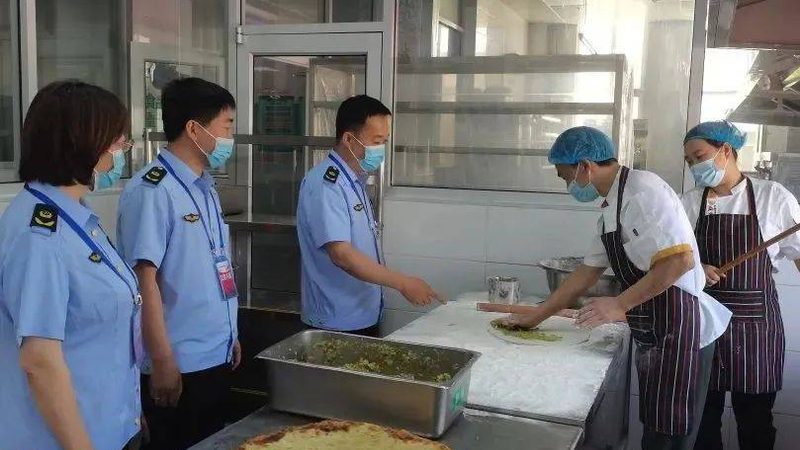 零食批发：厂家直销与经销商的区别解析