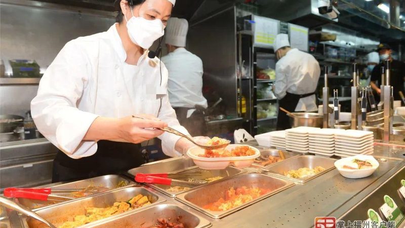 小标题：一、小餐饮采购平台的兴起背景